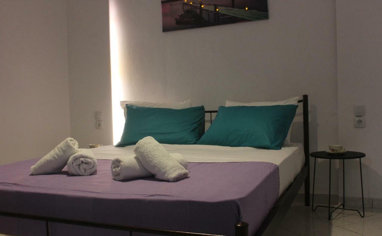 Aaron Studios Apartments Agia Fotia  Exteriör bild