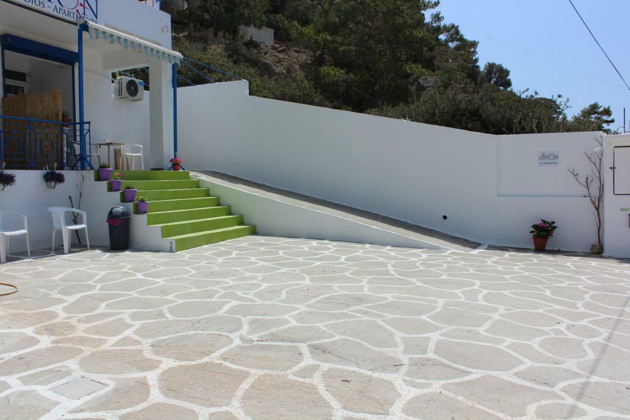 Aaron Studios Apartments Agia Fotia  Exteriör bild