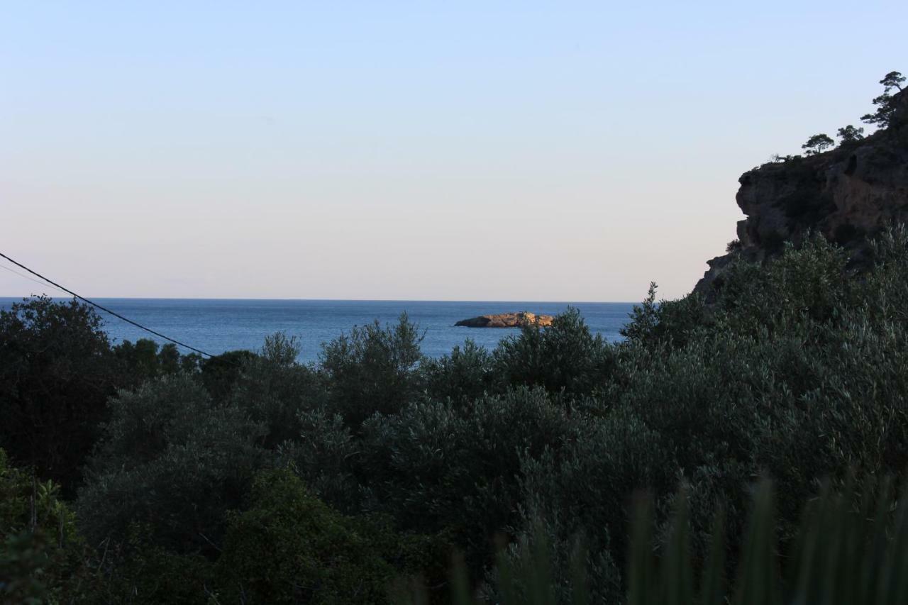 Aaron Studios Apartments Agia Fotia  Exteriör bild