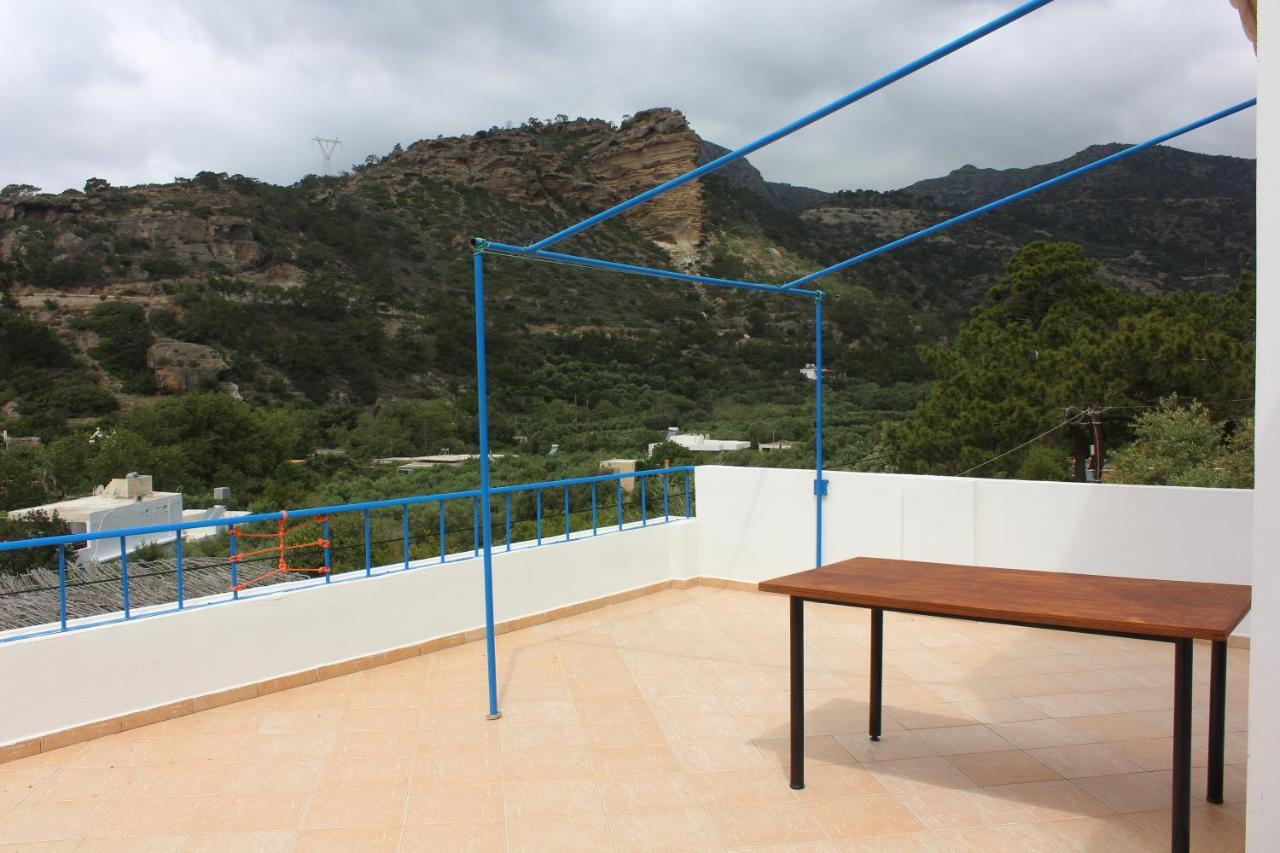 Aaron Studios Apartments Agia Fotia  Exteriör bild